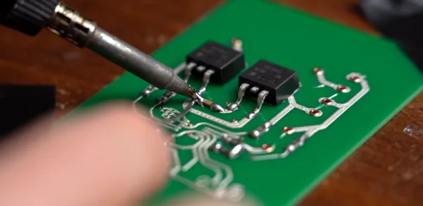 Voltera V-One PCB Prototip Cihazı